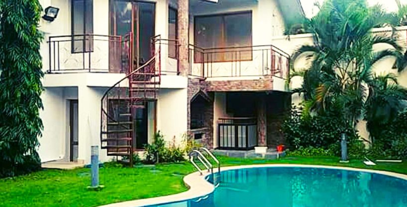 Luxury villa for rent in Kinshasa Gombe