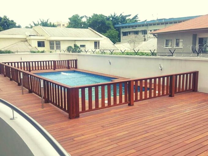 Apartment with Swimming Pool for Rent in Kinshasa Gombé