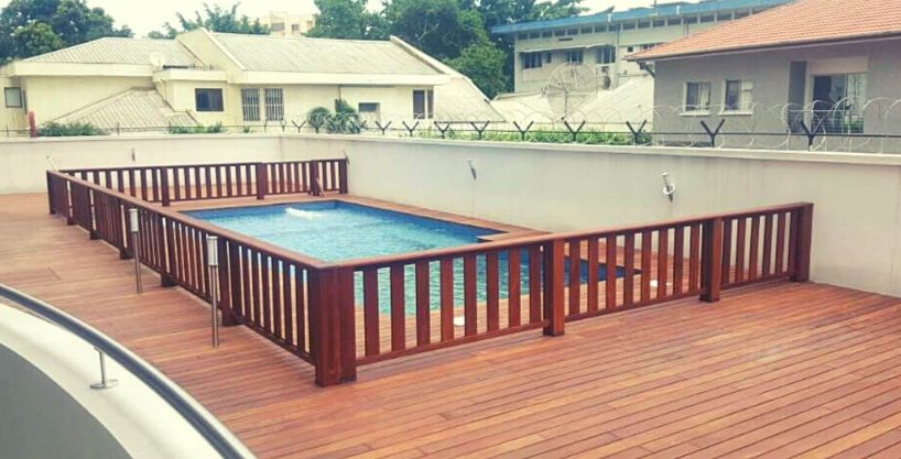 Apartment with Swimming Pool for Rent in Kinshasa Gombé