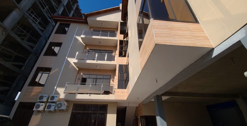 Unfurnished Apartment to Rent in Kinshasa Gombé