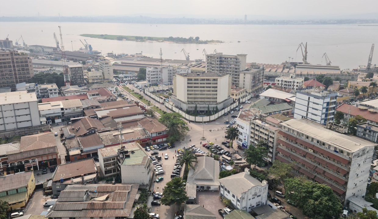 Appartement a Louer a Gombé (17)