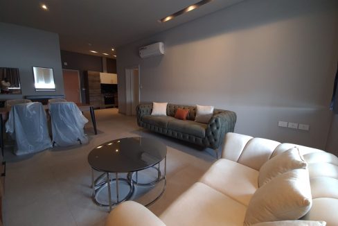 Furnished 1-Bedroom Apartment for Rent in Kinshasa Gombé