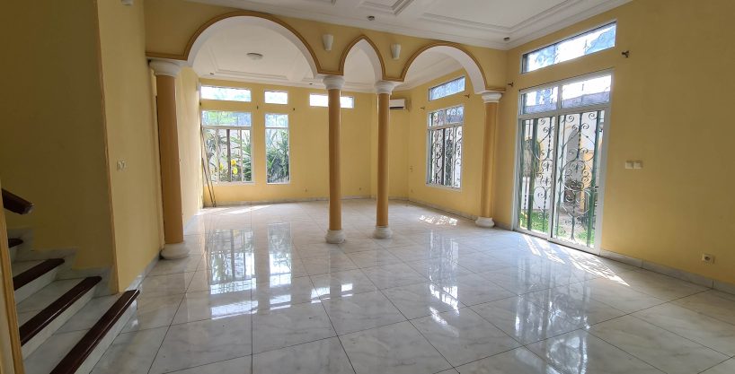 Villa for rent in a modern concession in Kinshasa