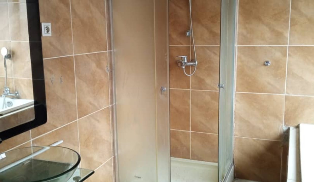 Appartement a vendre a Kinshasa Limété (2)