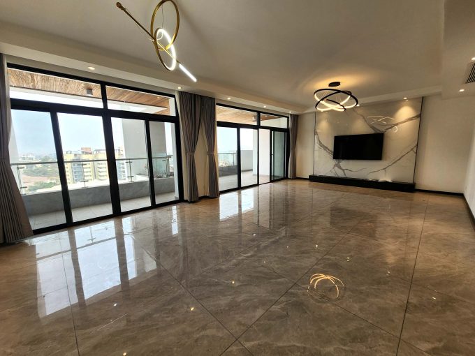 Your Urban Oasis in Kinshasa: Spacious 3-Bedroom Apartment in Gombe