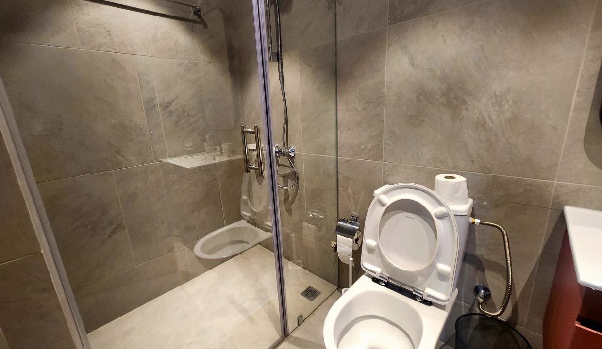 APPARTEMENT A LOUER A LIMETE.jpg 23