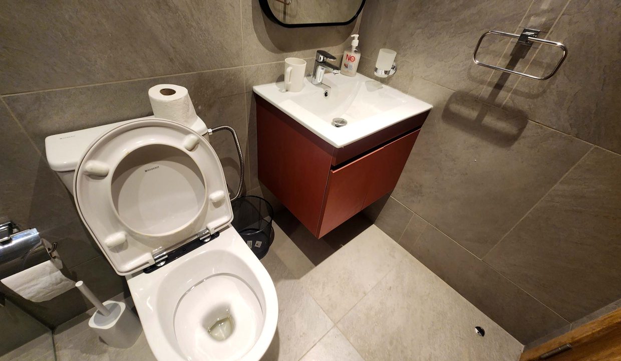 APPARTEMENT A LOUER A LIMETE.jpg 24