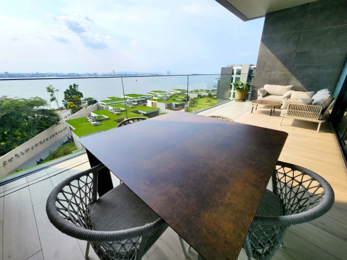 Luxury 3-Bedroom Apartment for Sale in Gombe, Kinshasa