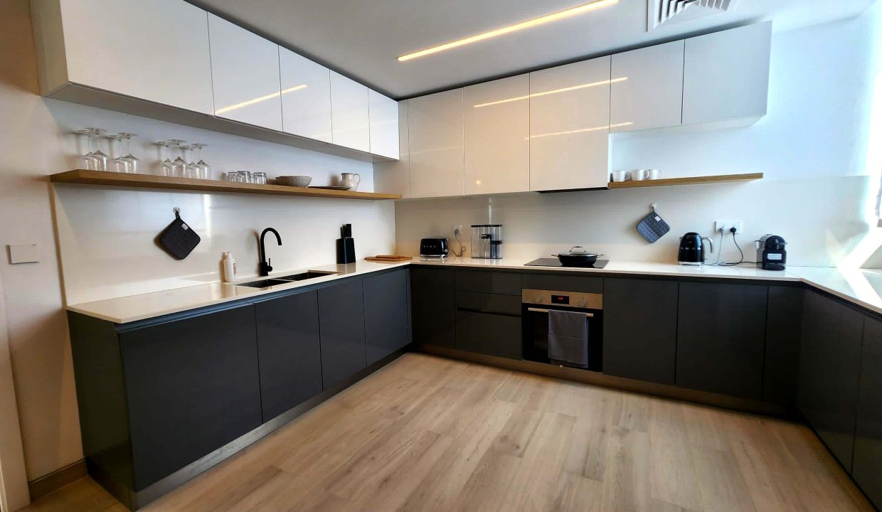 APPARTEMENT A VENDRE A KINSHASA GOMBÉ.jpg 3