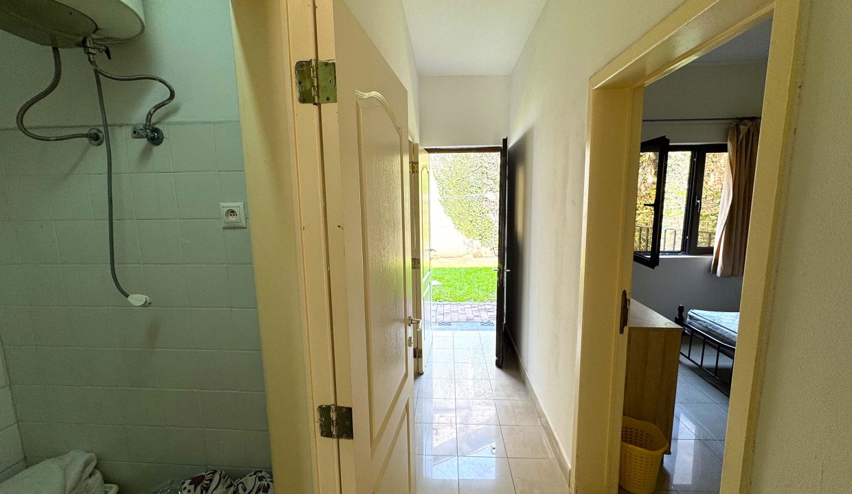 TRIPLEX A LOUER A KINSHASA NGALIEMA.jpg 5