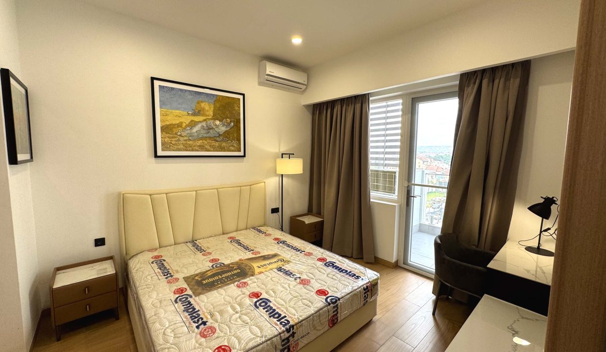 APPARTEMENT 1 CHAMBRE NGALIEMA.jpg 14