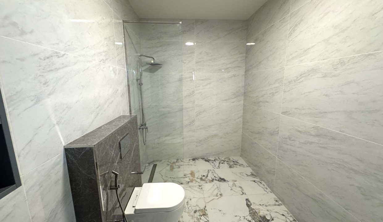 PENTHOUSE À KINSHASA GOMBÉ.jpg 10