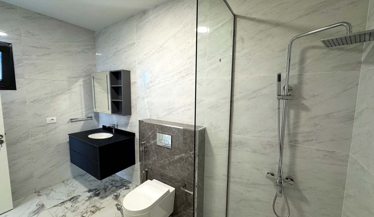 PENTHOUSE À KINSHASA GOMBÉ.jpg 11