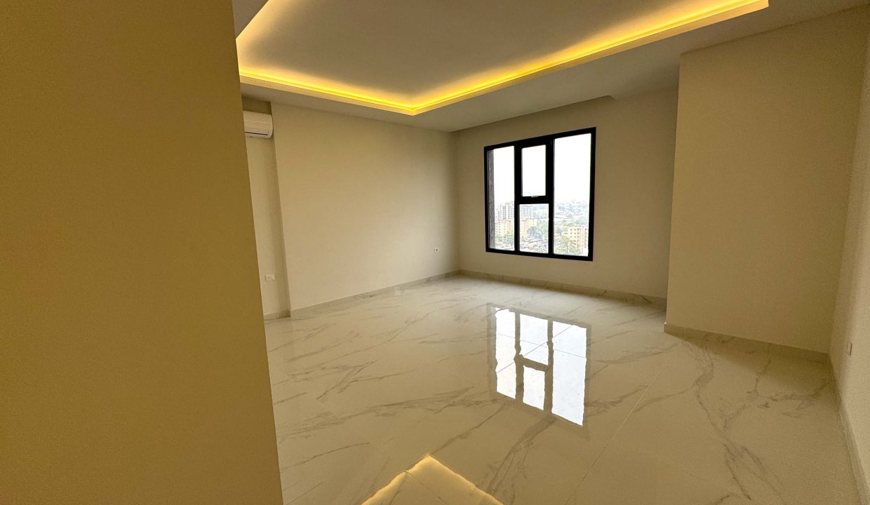 PENTHOUSE À KINSHASA GOMBÉ.jpg 14