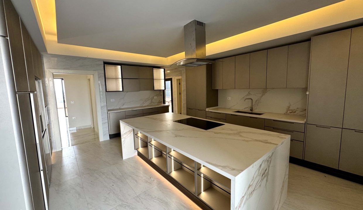 PENTHOUSE À KINSHASA GOMBÉ.jpg 30