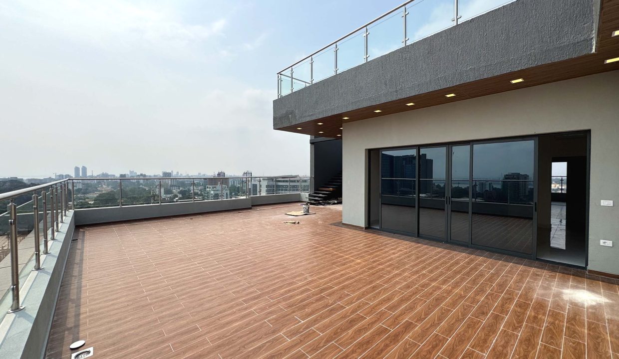 PENTHOUSE À KINSHASA GOMBÉ.jpg 43